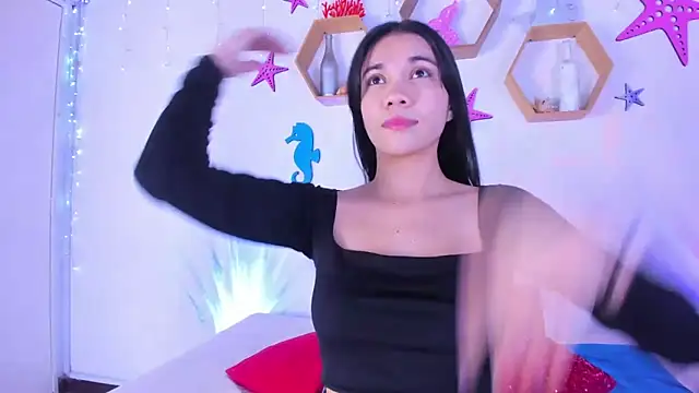 Emiily Parkerr online show from 9, 10, 2025