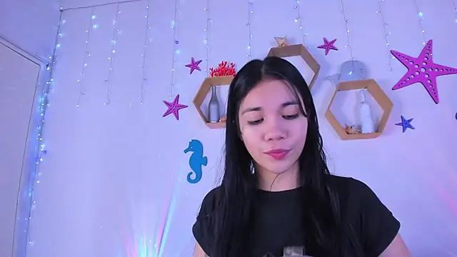 Emiily Parkerr online show from 8, 10, 2025