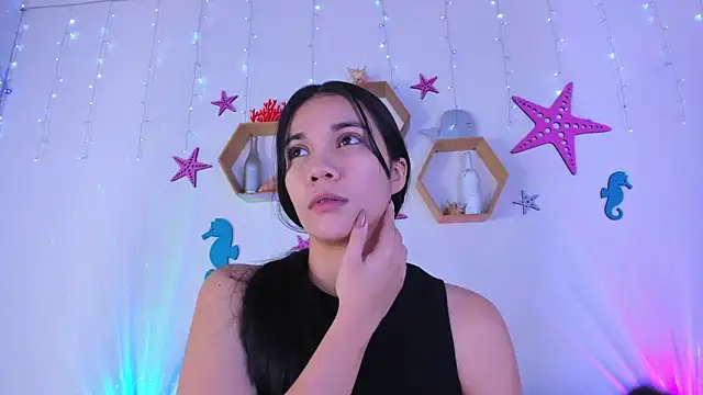 Emiily Parkerr online show from 22, 11, 2025