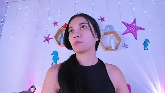 Emiily Parkerr online show from 4, 12, 2025