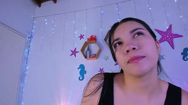 Emiily Parkerr online show from 15, 11, 2025