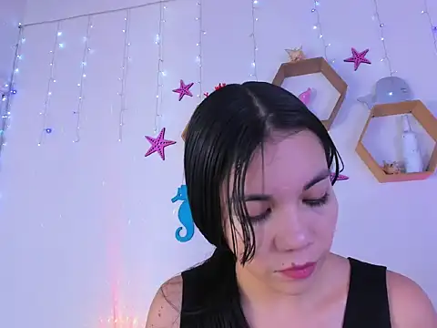 Emiily Parkerr online show from 6, 11, 2025