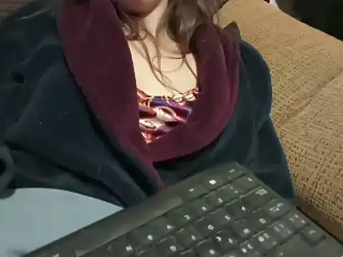 Snapshot of ForeversweetXX chatting on 18, 1, 2025 ForeversweetXX online show from 18, 1, 2025