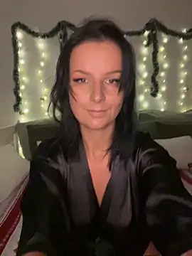 Off  Melonenmandy online show from 15, 12, 2025