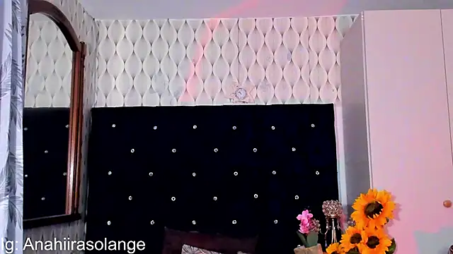 anahira solange 1b online show from 13, 2, 2025