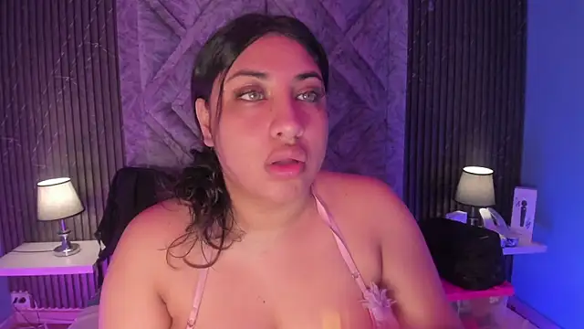 Snapshot of CANDYGABYY chatting on 21, 11, 2025 CANDYGABYY online show from 21, 11, 2025