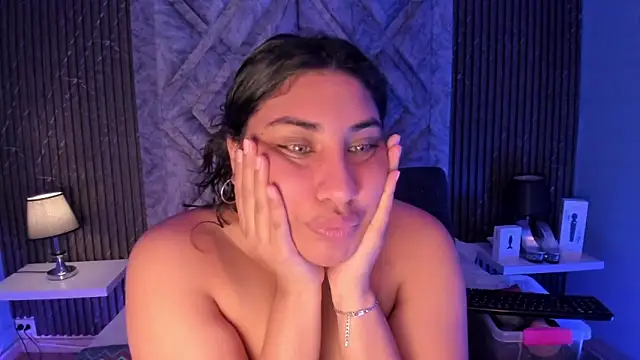 Snapshot of CANDYGABYY chatting on 12, 9, 2025 CANDYGABYY online show from 12, 9, 2025