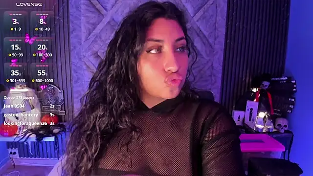 Snapshot of CANDYGABYY chatting on 8, 10, 2025 CANDYGABYY online show from 8, 10, 2025