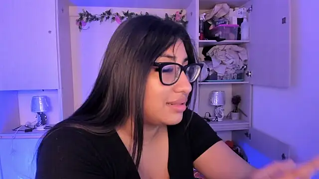 CANDYGABYY online show from 13, 4, 2026