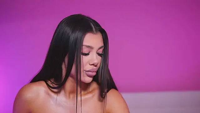 NatyDesiree online show from 13, 3, 2025