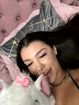 NatyDesiree online show from 18, 9, 2025