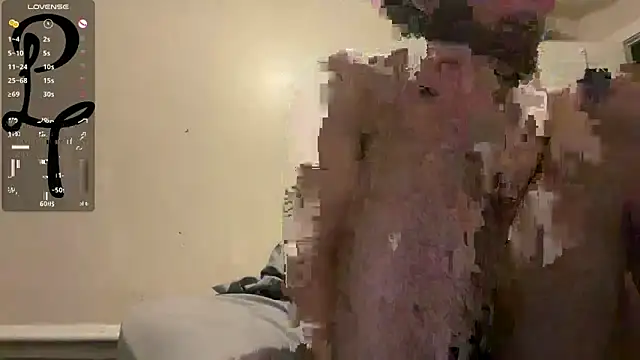 pantslesstraveler plt online show from 3, 11, 2025