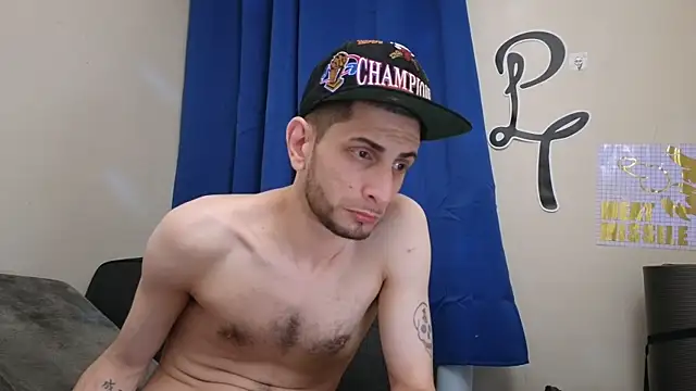 pantslesstraveler plt online show from 13, 3, 2025