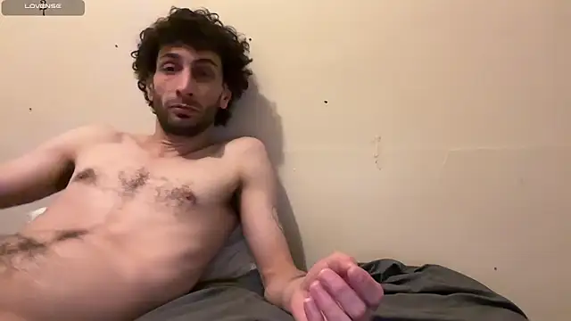 pantslesstraveler plt online show from 14, 11, 2025