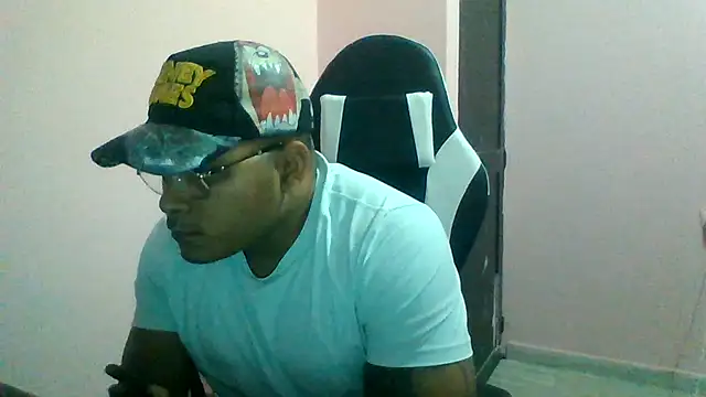 Snapshot of SaucyAffair0 chatting on 11, 7, 2026 SaucyAffair0 online show from 11, 7, 2026