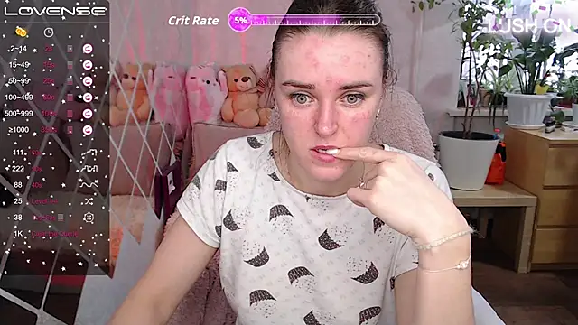 Bella  Swoon online show from 7, 11, 2025