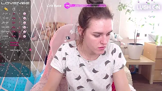 Bella  Swoon online show from 18, 9, 2025