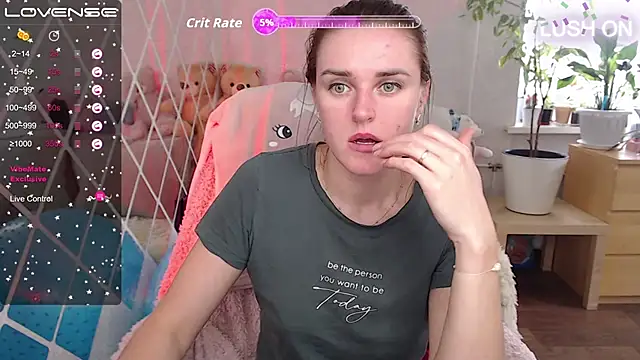 Bella  Swoon online show from 23, 9, 2025