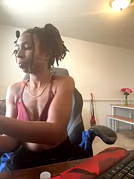 LeyaHoneybuns online show from 18, 11, 2025