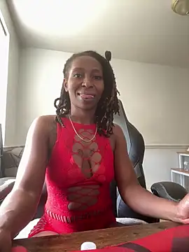 LeyaHoneybuns online show from 6, 10, 2025