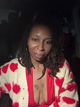 LeyaHoneybuns online show from 2, 3, 2025