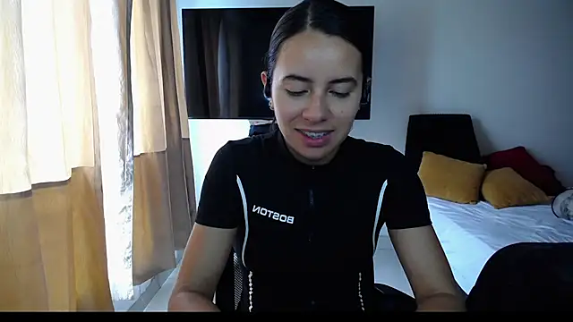 Snapshot of Mariam_Gomezxxx chatting on 16, 10, 2025 Mariam Gomezxxx online show from 16, 10, 2025