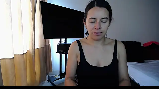 Snapshot of Mariam_Gomezxxx chatting on 27, 10, 2025 Mariam Gomezxxx online show from 27, 10, 2025