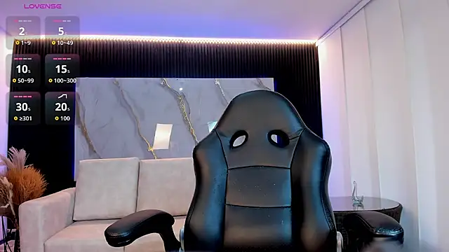 paulina sweett  online show from 23, 2, 2026