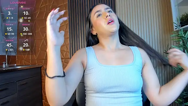 paulina sweett  online show from 11, 3, 2025