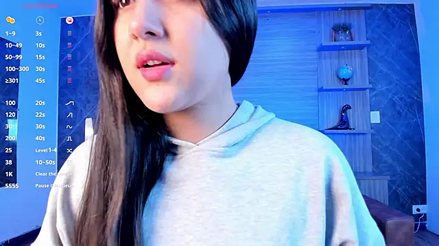 paulina sweett  online show from 14, 10, 2025