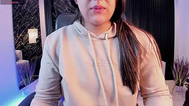 paulina sweett  online show from 26, 5, 2026