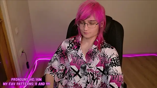 CuteYukiKun online show from 1, 2, 2025