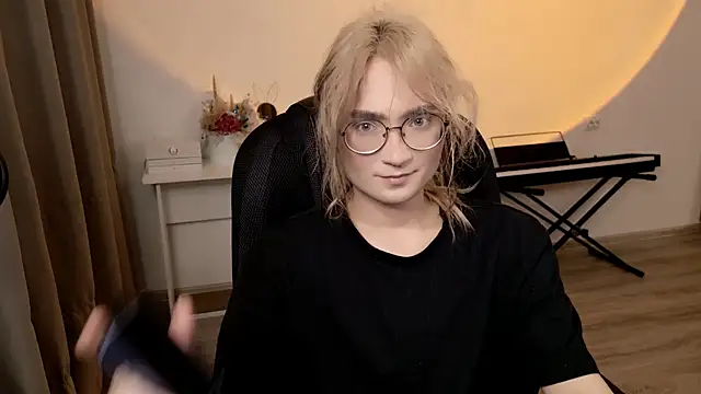 CuteYukiKun online show from 5, 5, 2026