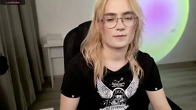 CuteYukiKun online show from 13, 3, 2026