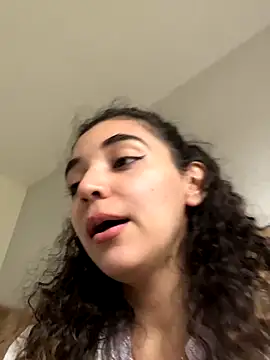 uniquerossie online show from 17, 11, 2025