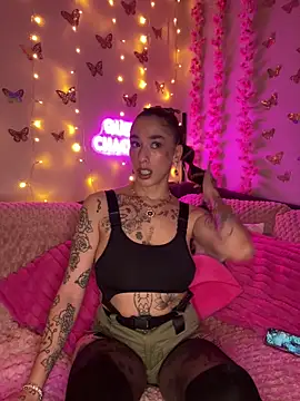 Chachou000 online show from 17, 3, 2025