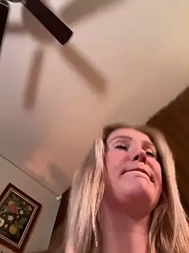 lexi luv online show from 4, 3, 2025