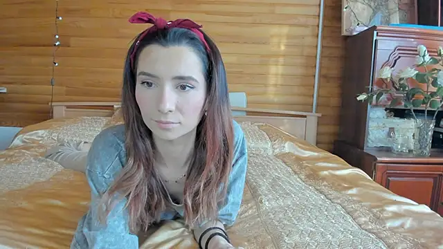 crystalnut online show from 1, 2, 2025