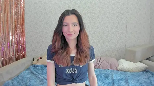 crystalnut online show from 4, 2, 2025