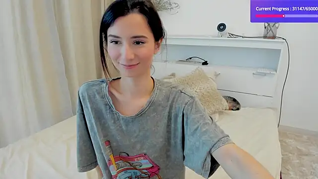 crystalnut online show from 2, 10, 2025