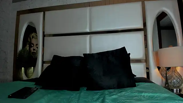 ALAN SANTHOS online show from 22, 10, 2025