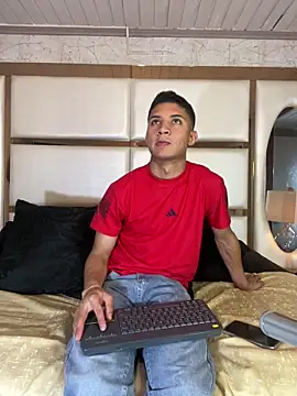 ALAN SANTHOS online show from 3, 10, 2025