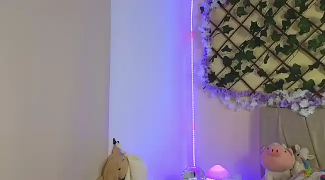 Baby Xian online show from 11, 3, 2025