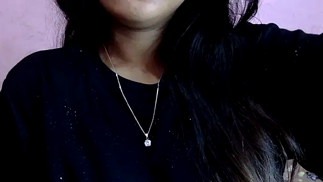 charming karishma online show from 14, 12, 2024