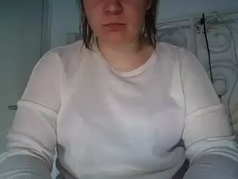 Snapshot of meganaughtycouple25 chatting on 20, 3, 2025 meganaughtycouple25 online show from 20, 3, 2025