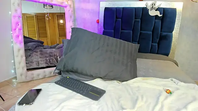 Snapshot of Levy_Steve chatting on 4, 11, 2025 Levy Steve online show from 4, 11, 2025