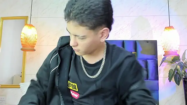 Snapshot of Levy_Steve chatting on 3, 12, 2025 Levy Steve online show from 3, 12, 2025