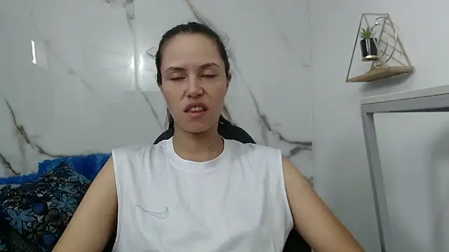 Lindsey8 online show from 17, 5, 2026