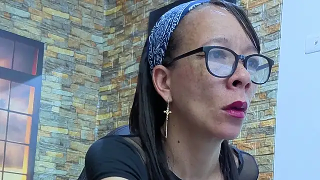 daniela xue online show from 23, 9, 2025