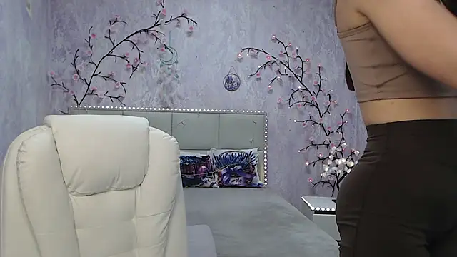 KaraCriegs online show from 17, 5, 2026